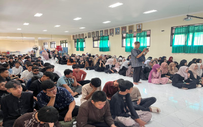 Serunya Buka Puasa Bareng Teman-Teman Sekolah